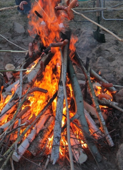 Kiełbasa z ogniska