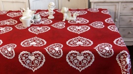 Praktyczny prezent na walentynki. Romantyczne kolekcje w Sweet Home Andropolu Styl życia, LIFESTYLE - Brak pomysłu na walentynkowy wieczór w domowym zaciszu? Andropol proponuje romantyczne kolekcje pościeli i obrusów, autorstwa projektantek spółki.