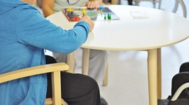 Klub Seniora w centrum Wrocławia. Nowe zajęcia – za darmo Styl życia, LIFESTYLE - Być bardziej aktywnym, zmienić dietę na zdrowszą, częściej spotykać się z ludźmi. Co robią seniorzy, by swoje noworoczne postanowienia wprowadzić w życie? Pomaga im towarzystwo i wzajemna motywacja.