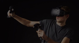 Warszawski Dom Zagadek otworzył Salon Wirtualnej Rzeczywistości Styl życia, LIFESTYLE - Dom Zagadek, wybrany przez mieszkańców stolicy w plebiscycie Warszawiaki 2015 na Centrum Rozrywki Roku oraz uznany za najlepszy Escape Room przez portal ktoryescape.pl, otworzył Salon Wirtualnej Rzeczywistości (Salon VR).