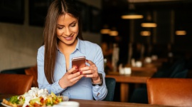 Jedzenie może uspakajać – bezpłatny wykład w Jeleniej Górze Styl życia, LIFESTYLE - Czy jedząc można ukoić albo pogłębić stres? Eksperci nie mają wątpliwości – można. Co jeść, a czego unikać? Już 7 lutego galeria handlowa Nowy Rynek zaprasza na kolejne spotkanie w ramach Strefy Kobiet. Wstęp wolny.