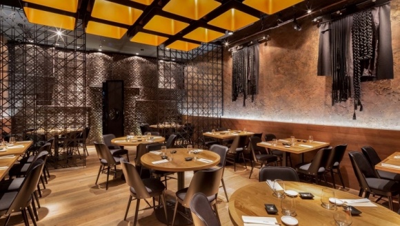 Wabu – Sushi & Japanese Tapas – nowy warszawski projekt autorstwa Roberta Majku