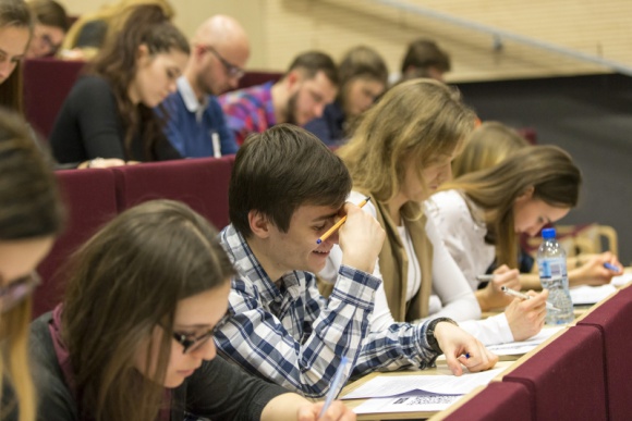 Jak odnaleźć w sobie potencjał? O poszukiwaniu naturalnych zasobów Psychologia, LIFESTYLE - Pokaż mi swoją pasję, a powiem Ci, kim jesteś. To właśnie od analizy pasji i zainteresowań dobrze zacząć poszukiwania swoich mocnych stron. Potrzeba do tego jedynie odrobiny czasu i pozytywnego nastawienia.