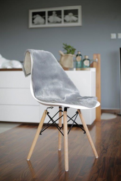 Powiew hygge w ofercie Netto Styl życia, LIFESTYLE - Styl skandynawski w aranżacji przestrzeni mieszkalnej od lat cieszy się popularnością. Jasne kolory, naturalne tkaniny, minimalizm i dużo światła sprawiają, że w tak urządzonych wnętrzach czujemy się wyjątkowo dobrze.