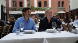 Nat Geo People zaprasza na smakowity blok programowy „Weekend do schrupania” Styl życia, LIFESTYLE - W ramach kulinarnego bloku programowego „Weekend do schrupania”, kanał Nat Geo People zaprasza widzów do poznawania najsmaczniejszych dań kuchni całego świata: Afryki, Azji, Australii, Ameryki Środkowej i Europy.