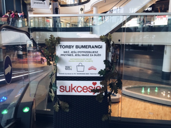 Torby jak bumerangi w Sukcesji Styl życia, LIFESTYLE - 