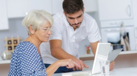 5 kroków jak nauczyć babcię korzystania z Internetu