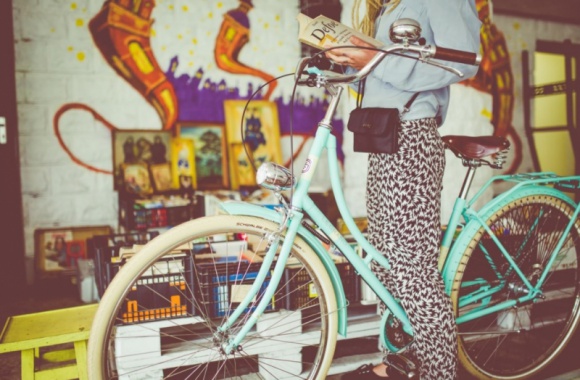 5 nawyków, które niszczą kolana. Jak z nimi walczyć? Styl życia, LIFESTYLE - Które z codziennych nawyków najbardziej szkodzą kolanom i jak temu zaradzić?