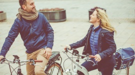 Na przekór złej pogodzie – obalamy 5 mitów o jeździe na rowerze zimą Styl życia, LIFESTYLE - Oto 5 mitów, które niesłusznie zniechęcają nas do podjęcia aktywności fizycznej również w zimie.