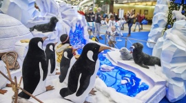 Coraz bliżej Święta! Atrakcje dla najmłodszych w Porcie Łódź. Styl życia, LIFESTYLE - Jeszcze zaledwie tydzień pozostał do najpiękniejszego okresu w roku – Świąt Bożego Narodzenia. Aby jeszcze mocniej poczuć klimat zbliżającej się Gwiazdki, warto wybrać się całą rodziną do Portu Łódź, na dzieci czeka tu Święty Mikołaj oraz mnóstwo atrakcji i zabaw.