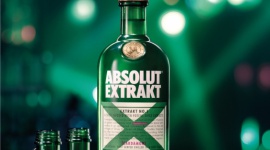 Nowość Absolut Extrakt – tajemniczy składnik i kardamon Styl życia, LIFESTYLE - Szukając nietuzinkowego smaku oraz ceniąc efekt zaskoczenia warto sięgnąć po nowość: Absolut Extrakt. To połączenie unikalności szwedzkiej ikony destylacji z ciepłym, pikantnym smakiem zielonego kardamonu. Ale to nie wszystko. Ta propozycja skrywa dużo więcej...