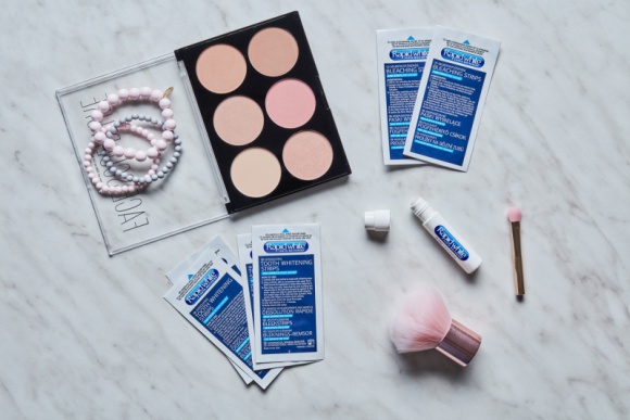 5 rzeczy, o których powinnaś pamiętać przed ślubem Styl życia, LIFESTYLE - Twoja lista przedślubnych przygotowań nie ma końca? Warto, żebyś przede wszystkim to Ty się na niej znalazła! Nowe buty, kosmetyki do małych poprawek podczas wesela… Podpowiadamy 5 rzeczy, o których nie możesz zapomnieć przed najważniejszym dniem w swoim życiu.