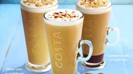 Poznaj kawę wszystkimi zmysłami w Costa Coffee Styl życia, LIFESTYLE - Wielu z nas rozpoczyna dzień od wypicia filiżanki kawy. Łyk napoju o goryczkowym smaku rano pobudza, w zimne dni rozgrzewa, a podczas spotkań z bliskimi dotrzymuje towarzystwa. Ale czy zastanawiamy się przy tym nad smakiem kawy?