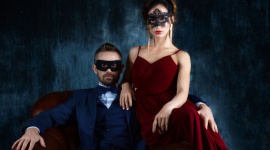 Tajemnicza Kolacja – interaktywny spektakl na wiosnę w Warszawie Styl życia, LIFESTYLE - 9 kwietnia w Warszawie zostanie wydana premierowa „Tajemnicza Kolacja”. To interaktywne show łączące elementy spektaklu z wyśmienitą kolacją jest pierwszym tego rodzaju projektem w Polsce.