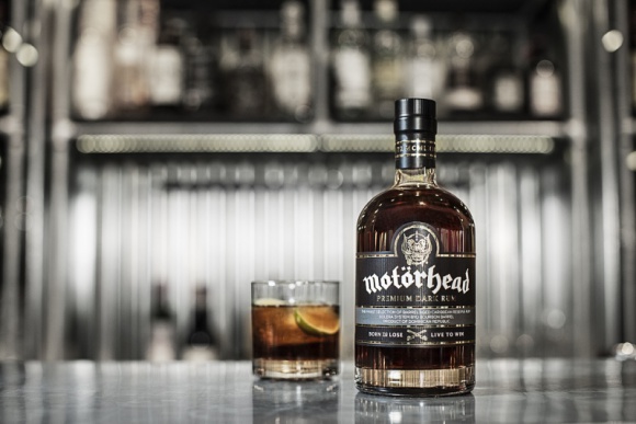 Rum Mötorhead w końcu dotarł do Polski Styl życia, LIFESTYLE - Zespół rockowy Mötorhead powoli wyrasta na potentata w branży wysokoprocentowych napojów.