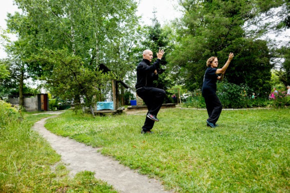 Przedłużenie terminu zbierania zgłoszeń do programu Decydujesz, pomagamy Problemy społeczne, BIZNES - Przed aktywnymi mieszkańcami i organizacjami społecznymi pojawiła się dodatkowa szansa na zgłoszenie pomysłów na inicjatywy społeczne w swoim regionie. Termin zbierania zgłoszeń do VI edycji programu „Decydujesz, pomagamy” został przedłużony do 13 maja 2019 roku.
