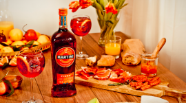 Wermut Martini Fiero Nowy włoski smak lata z czerwoną pomarańczą!