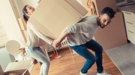 Na co zwrócić uwagę przy wynajmie mieszkania? 5 porad dla studentów. Styl życia, LIFESTYLE - Na polskich uczelniach studiować będzie ponad 1,2 mln studentów. Część z nich zamieszka w akademikach, inni wynajmą prywatne mieszkania. O czym powinni pamiętać, żeby wynajem mieszkania do nowego miejsca nie przysporzyły im kłopotów? Przygotowaliśmy 5 porad dla studentów.