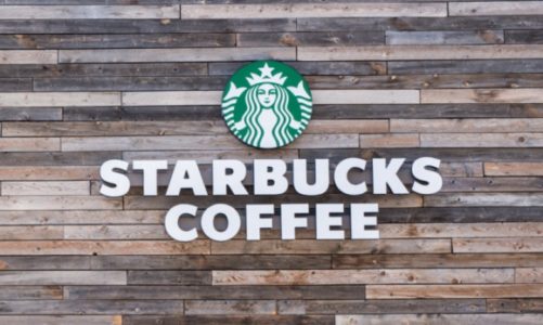 Starbucks z receptą na upalne lato!