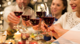 Najwspanialszy czas w roku. Rady od PANUL Styl życia, LIFESTYLE - Andy Williams w piosence ,,It’s the most wonderful time of the year’’ śpiewa jakim to wspaniałym czasem są święta Bożego Narodzenia. Ten magiczny moment zbliża się wielkimi krokami. O czym warto pamiętać przygotowując wigilijną kolację? Poniżej kilka rad od PANUL.