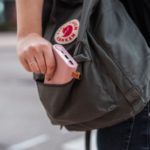 Jak odciążyć damską torebkę i ulżyć kręgosłupowi?