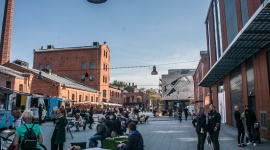 Nowy sezon w odmienionej przestrzeni w Centrum Praskim Koneser