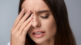 Alergia atakuje oczy - nie daj się! Styl życia, LIFESTYLE - 5 sposobów na to by zadbać o swoje oczy Swędzące, zaczerwienione, łzawiące i podrażnione oczy to typowy objaw alergii.