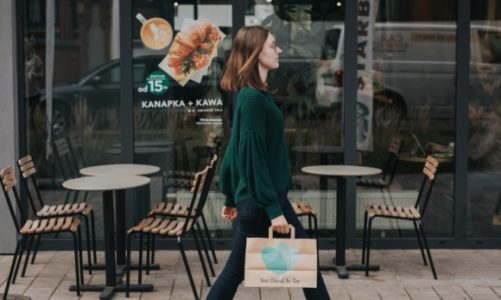 Starbucks walczy z marnowaniem żywności – teraz w całej Polsce