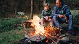 Noc Ojca… czyli nietypowy sposób na spędzenie 23 czerwca Styl życia, LIFESTYLE - Wielkimi krokami nadchodzą dwa święta: Dzień Ojca i Noc Świętojańska. Tak się składa, że obchodzone są one tego samego dnia. A gdyby tak dać upust fantazji i połączyć je w jedno, czyli w Noc Ojca?