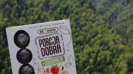 Co włożyć do piknikowego koszyczka? Styl życia, LIFESTYLE - Czerwcowe ciepłe weekendy pokazały, że mimo pandemii Polacy nie zamierzają rezygnować z uroków natury.