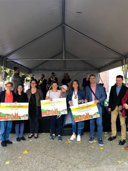 Pierwsza edycja Oliwskiego Budżetu Sąsiedzkiego zakończona! Problemy społeczne, BIZNES - Oliwski Budżet Sąsiedzki (OBS) to projekt wsparcia finansowego dla inicjatyw zgłaszanych przez mieszkańców dzielnicy. Jego celem jest podniesienie jakości ich życia, modernizacja otaczającej przestrzeni oraz wprowadzanie rozwiązań, które rozwiną lokalne interakcje.