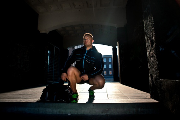 Bezstresowy grudzień? Tak, to możliwe! Styl życia, LIFESTYLE - Powoli wchodzimy w aurę przedświąteczną, a coroczny bieg po prezenty tuż-tuż. Niestety, bożonarodzeniowy maraton nie ma dużo wspólnego z aktywnością, która realnie wpłynęłaby na naszą sylwetkę i samopoczucie. Jak zadbać o siebie w grudniu?