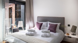 Sen bogów, idealnie dopasowana oferta Hypnos Contract Beds Styl życia, LIFESTYLE - Co takiego jest w luksusowych hotelowych pokojach, że noce w nich spędzone, nawet te samotne, okazują się wspaniałe? Profesjonaliści wiedzą doskonale, co jest warunkiem tak dobrego snu, który przychodzi do nas podczas hotelowych nocy. Tajemnica tkwi w jakości łóżek i materacy.