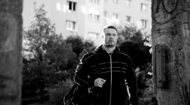 Bycie fit po Świętach jest możliwe. Jak (zdrowo) zacząć Nowy Rok? Styl życia, LIFESTYLE - Brutalny powrót do rzeczywistości serwują dopiero pierwsze dni po wigilijnym szaleństwie. Jak zapanować nad dodatkowymi kilogramami i z przytupem rozpocząć Nowy Rok?